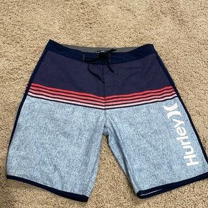 Men’s Hurley Board Shorts Size 30